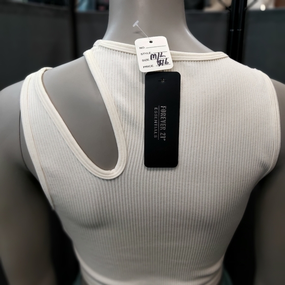 Forever 21 Cropped Ribbed Tank Top - Picture 5 of 9